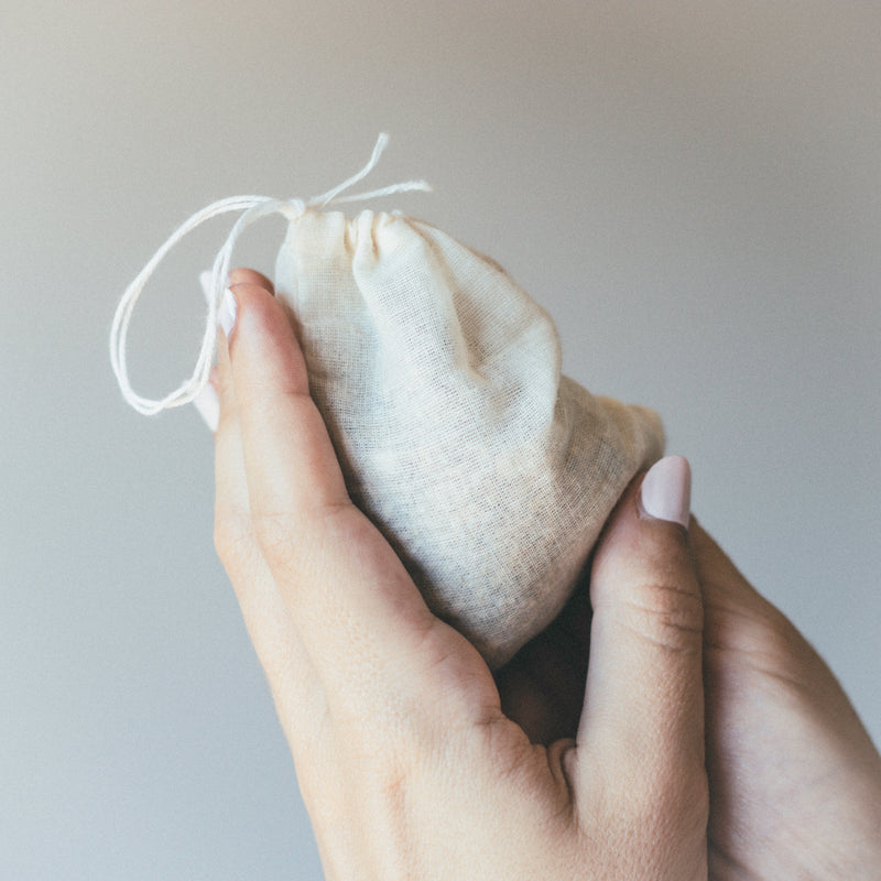 Deerieo Natural Skincare bath teas are packaged in organic muslin bags that can be reaused for a zero-waste pamper at home.